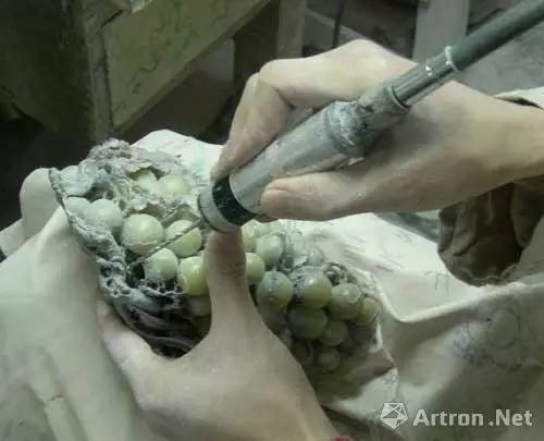 青田石雕的制作工具与工艺流程艺术 青田石雕的制作工具与工艺流程艺术