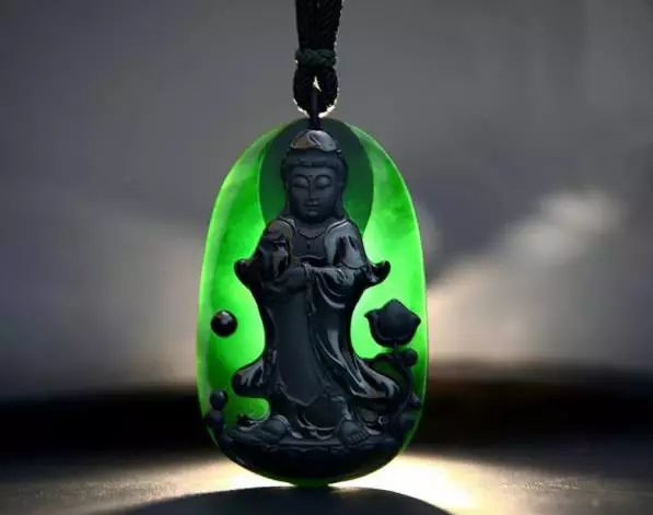 和田玉的七个颜色中，到底哪一种最值钱？
